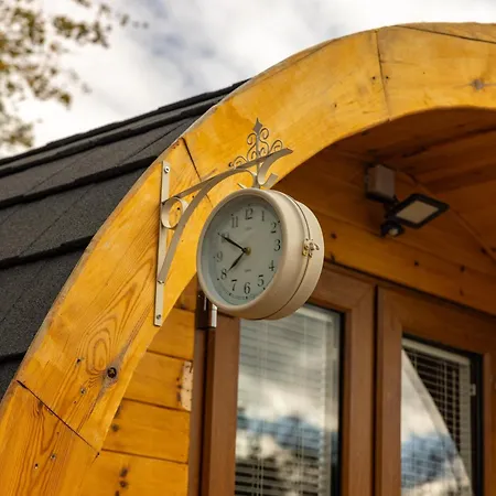 Livi Pod Woodland Carlton Miniott
