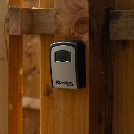 Kamp alanı Livi Pod Woodland *