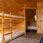 Camping Livi Pod Woodland Carlton Miniott